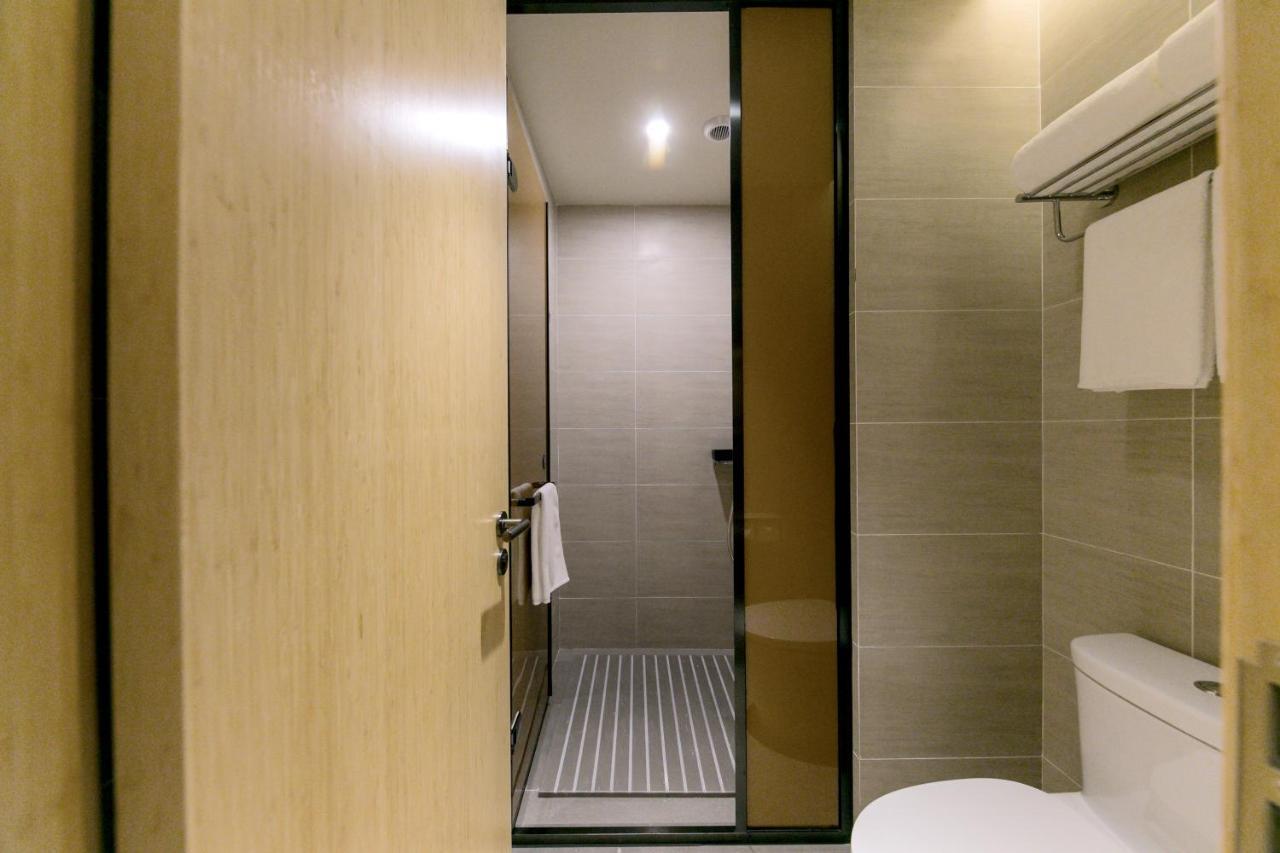 Ji Hotel Shanghai Exterior photo