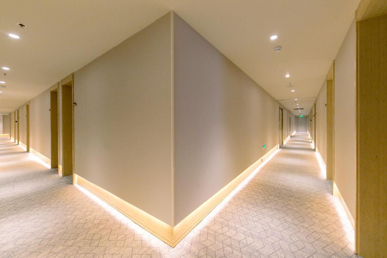 Ji Hotel Shanghai Exterior photo
