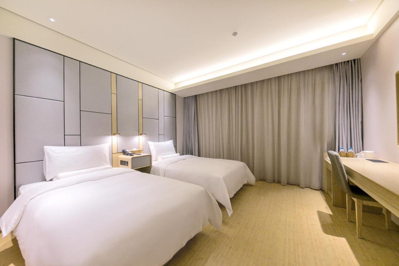 Ji Hotel Shanghai Exterior photo